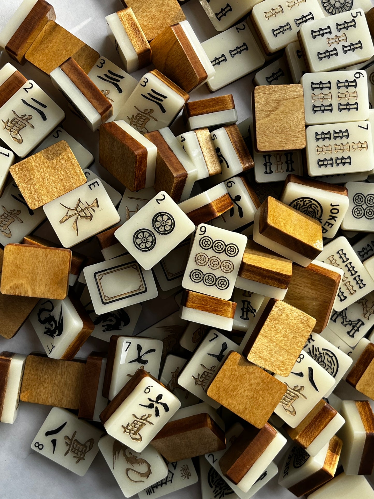 Mahjong Set with light wood